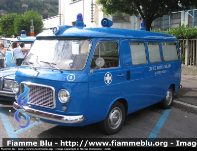 Fiat 238 I serie
Croce Bianca Milano
Sezione di Paullo
Autoparco storico
Anno di costruzione: 1971
TO MO0694
Parole chiave: Fiat 238_Iserie Ambulanza