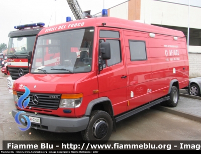 Mercedes Benz Vario 614D 
Vigili del Fuoco
Comando di Milano
VF 22655
Parole chiave: Mercedes-Benz Vario_614D VF22655