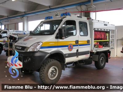 Iveco Daily 4x4 IV serie
Protezione Civile
Regione Veneto
Parole chiave: Iveco Daily_4x4_IVserie