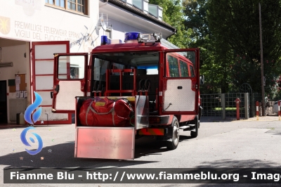 Iveco Daily 4x4 II serie
Vigili del Fuoco
Unione Distrettuale Bolzano 
Bezirksverband Bozen
Corpo Volontario di San Michele Appiano
Freiwillige Feuerwehr Saint Michael Eppan 
Allestimento Rosenbauer
VF 0ML BZ
Parole chiave: Iveco Daily_4x4_IIserie VF0MLBZ