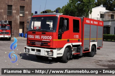 Iveco CityEuroFire 100E21 I serie
Vigili del Fuoco
Comando Provinciale di Mantova
AutoPompa Serbatoio allestimento Iveco-Magirus
VF 19884
Parole chiave: Iveco CityEuroFire_100E21_Iserie VF19884