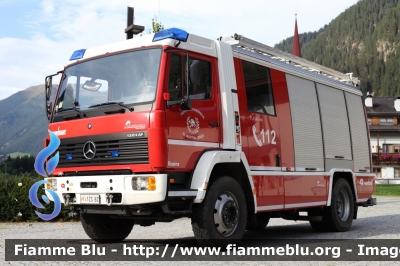 Mercedes-Benz 1324AF 4x4
Vigili del Fuoco 
Unione Distrettuale Alta Val Pusteria
Corpo Volontario di San Martino Caises
Freiwillige Feuerwehr St. Martin in Gsies
Allestimento Brandshutz
VF 1ZS BZ
Parole chiave: Mercedes-Benz 1324AF_4x4 VF1ZSBZ