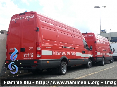 Iveco Daily V serie
Vigili del Fuoco
Comando Provinciale di Roma
Carro Aria Allestimento Innova-Bollanti
Acquistato con il contributo
di A.T.A.C. S.p.A. per gli interventi 
all'interno delle Gallerie 
della Metropolitana di Roma
Parole chiave: Iveco Daily_Vserie