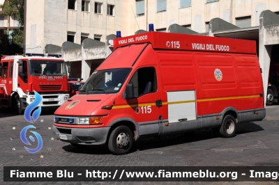 Iveco Daily III serie
Vigili del Fuoco
Comando Provinciale di Catania
Nucleo NBCR
VF 22079
Parole chiave: Iveco Daily_IIIserie VF22079