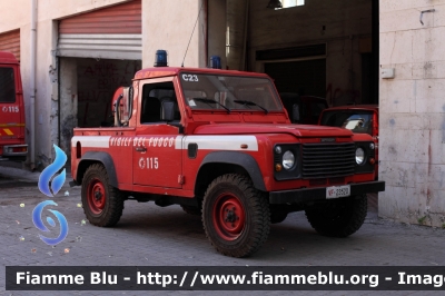 Land Rover Defender 90
Vigili del Fuoco
Comando Provinciale di Catania
Allestimento BAI
VF 23520
Parole chiave: Land-Rover Defender_90 VF23520