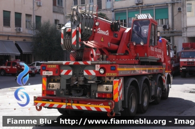 Astra HD8 84.45 I serie
Vigili del Fuoco
Comando Provinciale di Catania
AutoGru da 40 ton allestimento Cormach
VF 23940
Parole chiave: Astra HD8_84.45_Iserie VF23940