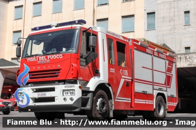 Iveco Stralis AF190S40 I serie
Vigili del Fuoco
Comando Provinciale di Catania
AutoPompaSerbatoio allestimento Iveco-Magirus
VF 23959
Parole chiave: Iveco Stralis_AF190S40_Iserie VF23959