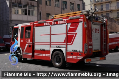 Iveco Stralis AF190S40 I serie
Vigili del Fuoco
Comando Provinciale di Catania
AutoPompaSerbatoio allestimento Iveco-Magirus
VF 23959
Parole chiave: Iveco Stralis_AF190S40_Iserie VF23959