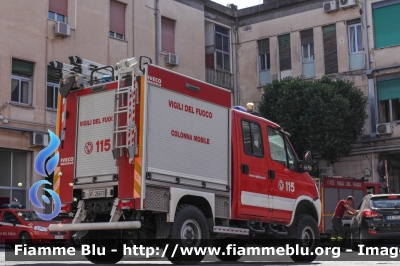 Iveco Daily 55S17 4x4 IV serie restyle
Vigili del Fuoco
Comando Provinciale di Catania
Colonna Mobile Regionale
Polisoccorso allestimento Iveco-Magirus
VF 26670
Parole chiave: Iveco Daily_55S17_4x4_IVserie_ restyle VF26670