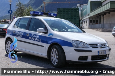 Volkswagen Golf V serie
Polizia Locale Appiano sulla strada del vino (BZ)
Ortspolizei Eppan an der Weinstraße
POLIZIA LOCALE YA 852 AC
Parole chiave: Volkswagen Golf_Vserie POLIZIALOCALEYA852AC