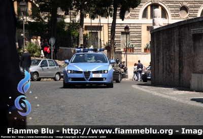 Alfa Romeo 159
Polizia di Stato
Polizia Stradale
Nucleo Scorte del Quirinale
POLIZIA F3767
Parole chiave: Alfa-Romeo 159_PoliziaF3767_Festa_della_Polizia_2009