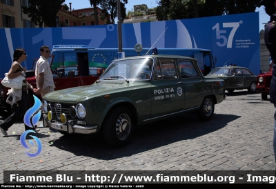 Alfa Romeo Giulia Super 1.6 
Polizia di Stato
Squadra Volante
POLIZIA 39847
Parole chiave: Alfa-Romeo Giulia Super_Polizia39847_Festa_della_Polizia_2009