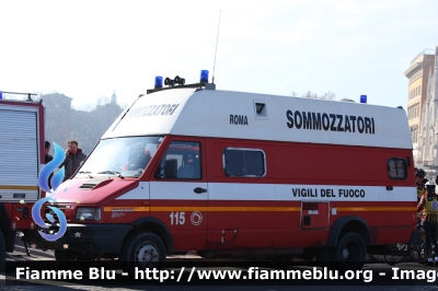 Iveco Daily II serie
Vigili del Fuoco
Comando Provinciale di Roma
Nucleo Sommozzatori
VF 20094
Parole chiave: Iveco Daily_IIserie VF20094