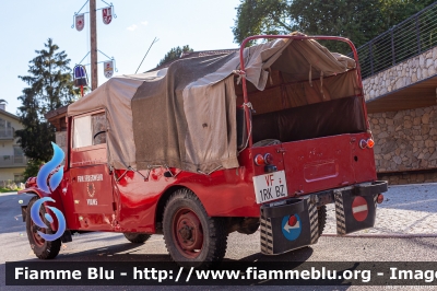 Fiat Campagnola I serie
Vigili del Fuoco
Unione Distrettuale Valle Isarco
Corpo Volontario di Fiumes (BZ)
Freiwillige Feuerwehr Viumes
VF 1RK BZ
Parole chiave: Fiat Campagnola_Iserie VF1RKBZ