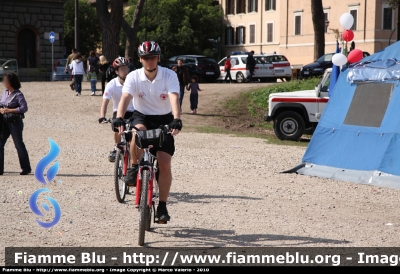 Uniforme Pattuglia VdS Ciclisti
Croce Rossa Italiana
Comitato Provinciale di Roma
Parole chiave: Uniforme_VdS_Ciclisti CRI