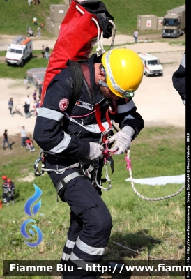 Uniforme VdS Soccorritori
Croce Rossa Italiana
Foto 19
Parole chiave: Uniforme_VdS_Soccorritori CRI