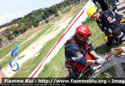 Uniforme VdS Soccorritori
Croce Rossa Italiana
Foto 23
Parole chiave: Uniforme_VdS_Soccorritori CRI