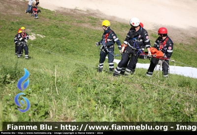 Uniforme VdS Soccorritori
Croce Rossa Italiana
Foto 31
Parole chiave: Uniforme_VdS_Soccorritori CRI