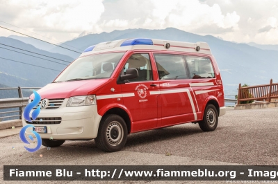 Volkswagen Transporter T5 4Motion
Vigili del Fuoco
Unione Distrettuale Valle Isarco
Corpo Volontario di Maranza (BZ)
Freiwillige Feuerwehr Meransen
Allestimento Brandshutz
VF FW 2Z8
Parole chiave: Volkswagen Transporter_T5_4Motion VFFW2Z8