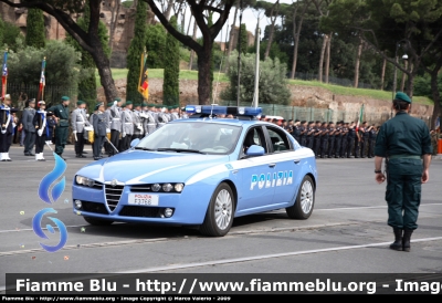 Alfa Romeo 159 Q4
Polizia di Stato
Polizia Stradale
Scorta Presidente della Repubblica
POLIZIA F3766
Parole chiave: Alfa-Romeo 159_Q4 PoliziaF3766 Festa_Della_Repubblica_2009