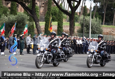 Moto Guzzi California
Carabinieri
Reggimento Corazzieri
Parole chiave: Moto-Guzzi California Festa_Della_Repubblica_2009