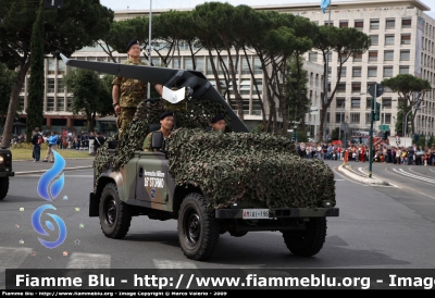 Land Rover Defender 90
Aeronautica Militare Italiana
16° Stormo
AM AI 196
Parole chiave: Land-Rover Defender_90 AMAI196 Festa_Della_Repubblica_2009