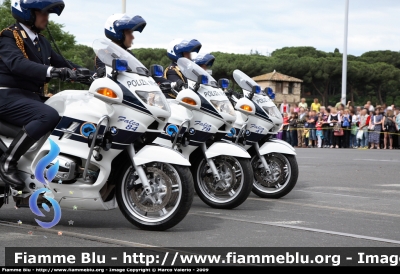 Bmw R850RT II serie
Polizia Municipale Roma
Parole chiave: Bmw R850RT_IIserie PM_Roma Festa_Della_Repubblica_2009