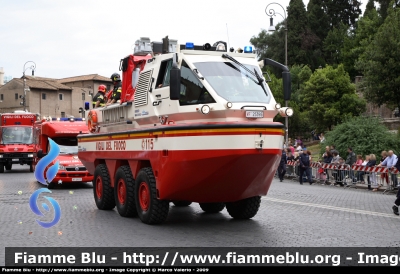 Iveco Magirus Marconi Duffy 6x6/4
Vigili del Fuoco
Mezzo anfibio
VF 25395
Parole chiave: Iveco Magirus Marconi Duffy_6x6/4 VF25395 Festa_Della_Repubblica_2009