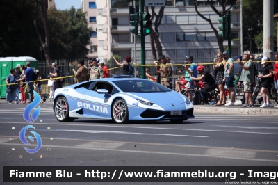 Lamborghini Huracan LP 610-4
Polizia Di Stato
Polizia Stradale
Allestimento Lamborghini
Decorazione Grafica Artlantis
POLIZIA H8862
Parole chiave: Lamborghini Huracan_LP_610-4 POLIZIAH8862