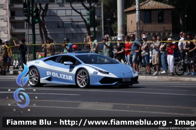 Lamborghini Huracan LP 610-4
Polizia Di Stato
Polizia Stradale
Allestimento Lamborghini
Decorazione Grafica Artlantis
POLIZIA H8862
Parole chiave: Lamborghini Huracan_LP_610-4 POLIZIAH8862