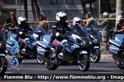 Bmw R1200RT II serie
Polizia di Stato
Polizia Stradale
Parole chiave: Bmw R1200RT_IIserie