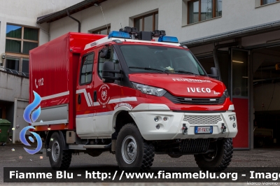 Iveco Daily 4x4 VI serie
Vigili del Fuoco
Unione Distrettuale Alta Pusteria
Corpo Volontario di Sesto (BZ)
Bezirksverband Oberpustertal
Freiwillige Fuerwehr Sexten
Allestito Ziegler
VF FW 3CH
Parole chiave: Iveco Daily_4x4_VIserie VFFW3CH