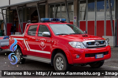 Toyota Hilux IV serie
Vigili del Fuoco
Unione Distrettuale Alta Pusteria
Corpo Volontario di Sesto (BZ)
Bezirksverband Oberpustertal
Freiwillige Fuerwehr Sexten
Allestito Ziegler
VF FW 32D
Parole chiave: Toyota Hilux_IVserie VFFW32D