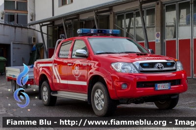 Toyota Hilux IV serie
Vigili del Fuoco
Unione Distrettuale Alta Pusteria
Corpo Volontario di Sesto (BZ)
Bezirksverband Oberpustertal
Freiwillige Fuerwehr Sexten
Allestito Ziegler
VF FW 32D
Parole chiave: Toyota Hilux_IVserie VFFW32D