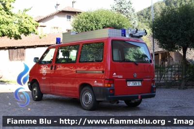 Volkswagen Transporter T4
Vigili del Fuoco
Unione Distrettuale di Bolzano
Corpo Volontario di Monticolo
Freiwillige Feuerwehr Montiggl
VF 0WN BZ
Parole chiave: Volkswagen Transporter_T4 VF0WNBZ