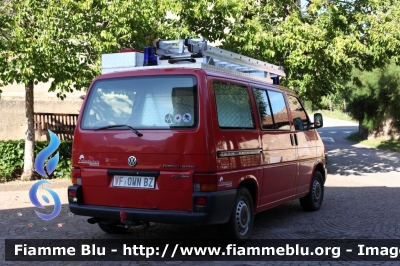 Volkswagen Transporter T4
Vigili del Fuoco
Unione Distrettuale di Bolzano
Corpo Volontario di Monticolo
Freiwillige Feuerwehr Montiggl
VF 0WN BZ
Parole chiave: Volkswagen Transporter_T4 VF0WNBZ