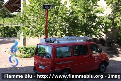 Volkswagen Transporter T4
Vigili del Fuoco
Unione Distrettuale di Bolzano
Corpo Volontario di Monticolo
Freiwillige Feuerwehr Montiggl
VF 0WN BZ
Parole chiave: Volkswagen Transporter_T4 VF0WNBZ