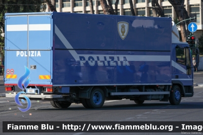 Iveco EuroCargo 100E18 I serie
Polizia di Stato
Banda Musicale
POLIZIA F0816
Parole chiave: Iveco EuroCargo_100E18_Iserie POLIZIAF0816 Festa_della_repubblica_2018