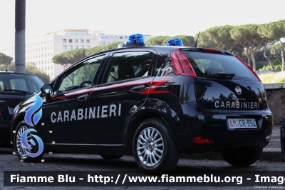 Fiat Punto VI serie
Carabinieri
Polizia Militare presso Aeronautica Militare
AM CR 394
Parole chiave: Fiat Punto_VIserie AMCR394 Festa_della_repubblica_2018