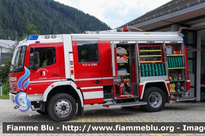 Mercedes-Benz Atego I serie
Vigili del Fuoco
Unione Distrettuale Alta Pusteria
Corpo Volontario di Rasun di Sotto (BZ)
Bezirksverband Oberpustertal
Freiwillige Fuerwehr Niederrasen
Allestimento Rosenbauer
VF F21J BZ
Parole chiave: Mercedes-Benz Atego_Iserie VFF21JBZ