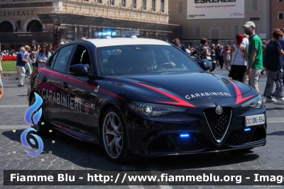 Alfa-Romeo Nuova Giulia Quadrifoglio
Carabinieri
Nucleo Operativo e RadioMobile di Roma
CC DK 554
Parole chiave: Alfa-Romeo Nuova_Giulia_Quadrifoglio CCDK554 Festa_della_repubblica_2018