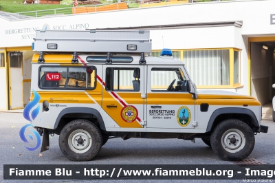 Land-Rover Defender 110
Corpo Nazionale Soccorso Alpino e Speleologico
Stazione Sesto (BZ)
Bergrettung Sexten
Allestito Mobiltec
PC ZS 0SX
Parole chiave: Land-Rover Defender_110 PCZS0SX