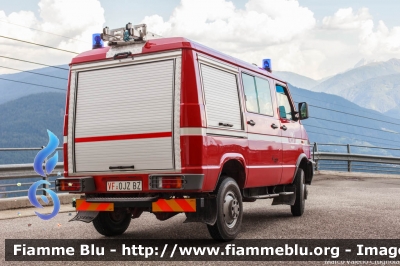 Iveco Daily 4x4 II serie
Vigili del Fuoco
Unione Distrettuale Valle Isarco
Corpo Volontario di Maranza (BZ)
Freiwillige Feuerwehr Meransen
Allestimento Rosenbauer
VF 0JZ BZ
Parole chiave: Iveco Daily_4x4_IIserie VF0JZBZ