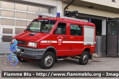 Iveco Daily 4x4 II serie
Vigili del Fuoco
Unione Distrettuale Valle Isarco
Corpo Volontario di Maranza (BZ)
Freiwillige Feuerwehr Meransen
Allestimento Rosenbauer
VF 0JZ BZ
Parole chiave: Iveco Daily_4x4_IIserie VF0JZBZ