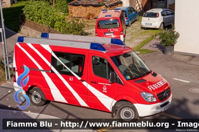 Mercedes-Benz Sprinter III serie
Vigili del Fuoco
Unione Distrettuale Valle Isarco
Corpo Volontario di Fiumes (BZ)
Freiwillige Feuerwehr Viumes
Allestimento Walser
VF 0MX BZ
Parole chiave: Mercedes-Benz Sprinter_IIIserie VF0MXBZ