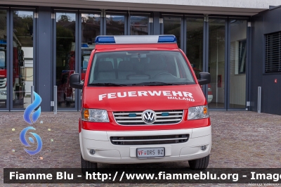 Volkswagen Transporter T5
Vigili del Fuoco
Unione Distrettuale Valle Isarco
Corpo Volontario di Millan (BZ)
Freiwillige Feuerwehr Milland
Allestimento Brandschutz
VF 0R5 BZ
Parole chiave: Volkswagen Transporter_T5 VF0R5BZ