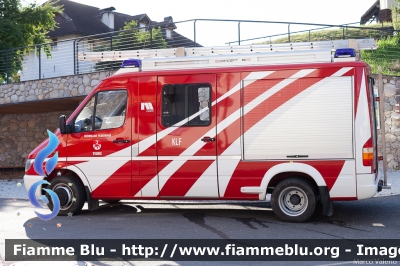 Mercedes-Benz Sprinter II serie
Vigili del Fuoco
Unione Distrettuale Valle Isarco
Corpo Volontario di Fiumes (BZ)
Freiwillige Feuerwehr Viumes
Allestimento Marte
VF 12G BZ
Parole chiave: Mercedes-Benz Sprinter_IIserie VF12GBZ