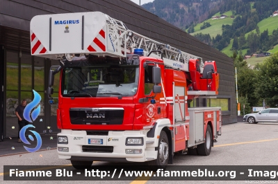 Man TGM 15.340
Vigili del Fuoco
Unione Distrettuale Alta Pusteria
Bezirksverband Oberpustertal
Veicolo Ospitato dal Corpo Volontario di San Candido (BZ)
Allestito Magirus Lohr
VF FW 38K
Parole chiave: Man TGM_15.340 VFFW38K