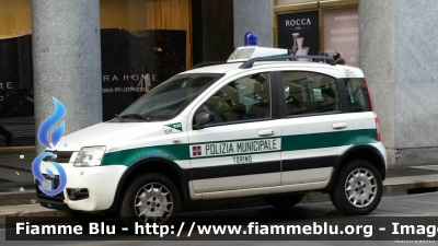 Fiat Nuova Panda 4x4 Climbing I serie
Polizia Municipale Torino
Parole chiave: Fiat Nuova_Panda_4x4_Climbing_Iserie