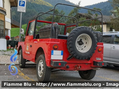 Fiat Campagnola II serie
Vigili del Fuoco
Unione Distrettuale Bassa Val Pusteria
Corpo Volontario di San Vigilio di Marebbe (BZ)
Freiwillige Feuerwehr St. Vigil in Enneberg
*Dismessa e venduta ad un privato*
Parole chiave: Fiat Campagnola_IIserie